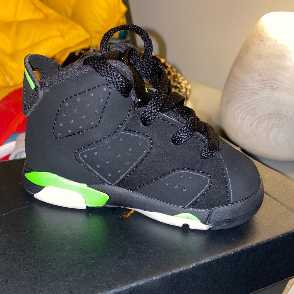Brand new never worn Jordan’s my son never got a chance to wear